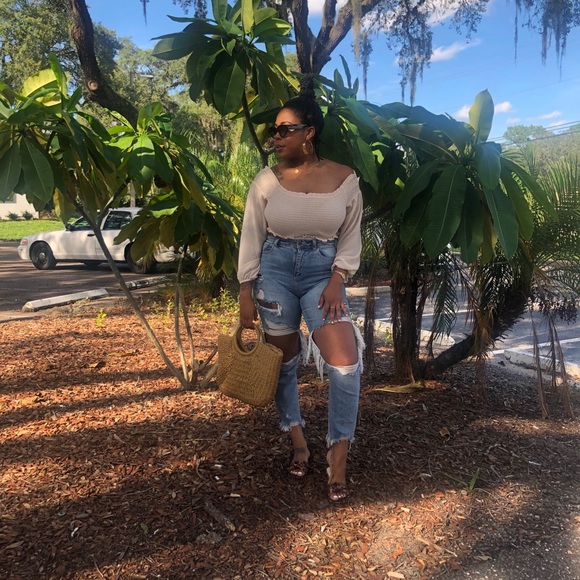 Top - Picture 2 of 3